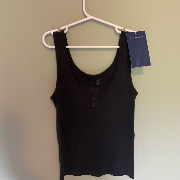 Brandy Melville tank top new with tag - Picture 2 of 3